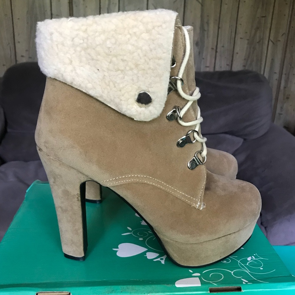 Tan Platform  Boots